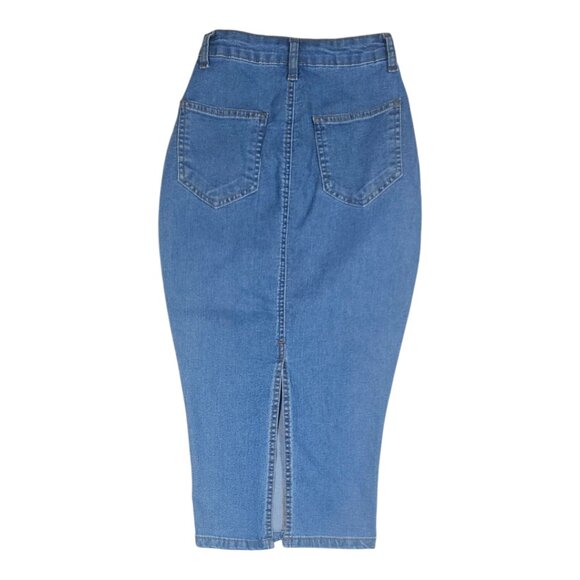 Pretty Little Thing - Picture 2 of 6